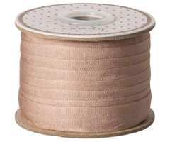 Maileg Bomullsband 10 m - Soft Brown Ljusbrunt Aprikos Band på Pappers Rulle