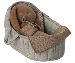 Maileg Carrycot Liggdel Large - Blommig Blå med Kudde och Filt