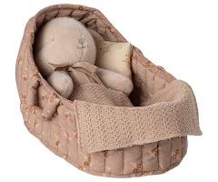 Maileg Carrycot Liggdel Large - Blommig Rosa med Kudde och Filt