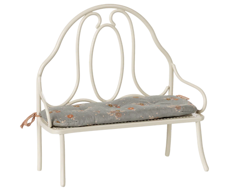 Maileg Vintage Bänk till Kanin med Dyna - Metall Offwhite Vit Snirklig Sittbänk Dekoration
