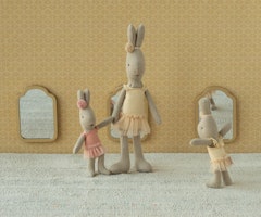 Maileg Kanin Storlek 1 - Rabbit Ballerina Cream Vit med Ballerinakjol och Hårband