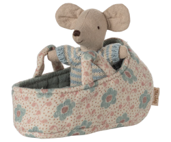 Maileg Baby Mus i Blommig Carrycot Blå - Maileg A/W - 25