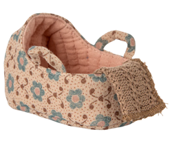 Maileg Blommig Carrycot till Baby Möss Rosa - Maileg A/W -25