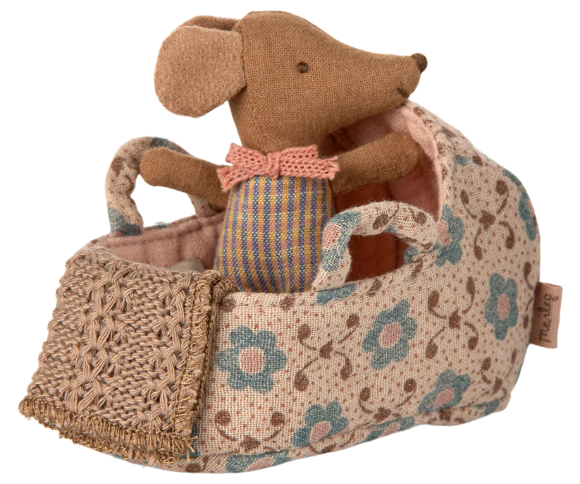 Maileg Blommig Carrycot till Baby Möss Rosa - Maileg A/W -25