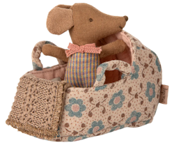 Maileg Blommig Carrycot till Baby Möss Rosa - Maileg A/W -25