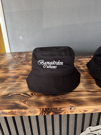 HATT (BANGÅRDEN)