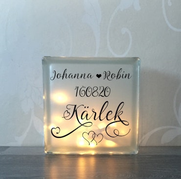 Glasblock Kärlek med namn och datum