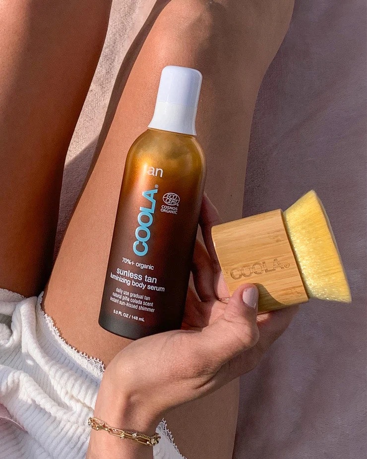 COOLA Sunless Tan Kabuki Brush
