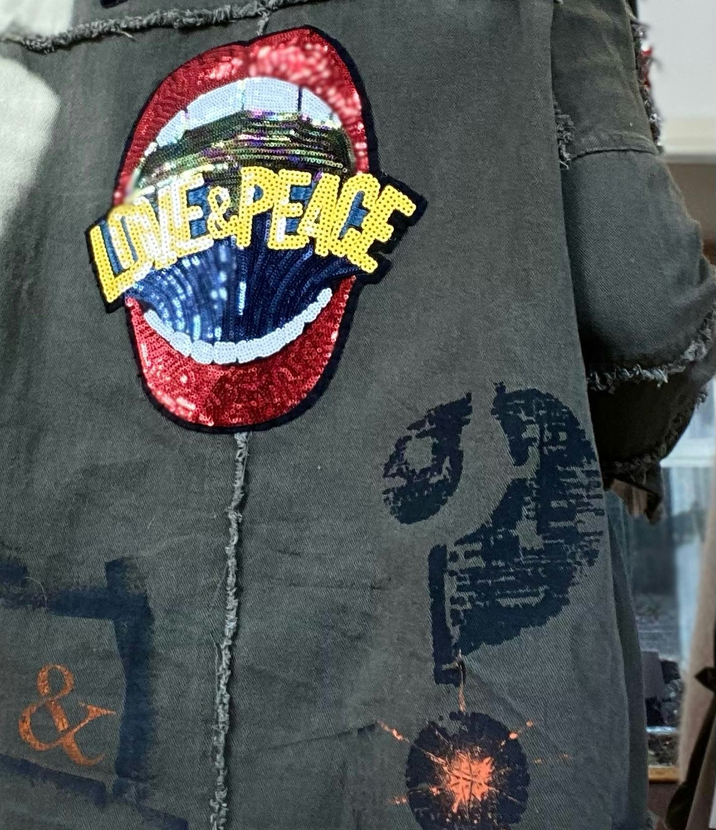 SOLD ♥️ Redesigned Jacket PEACE ☮️