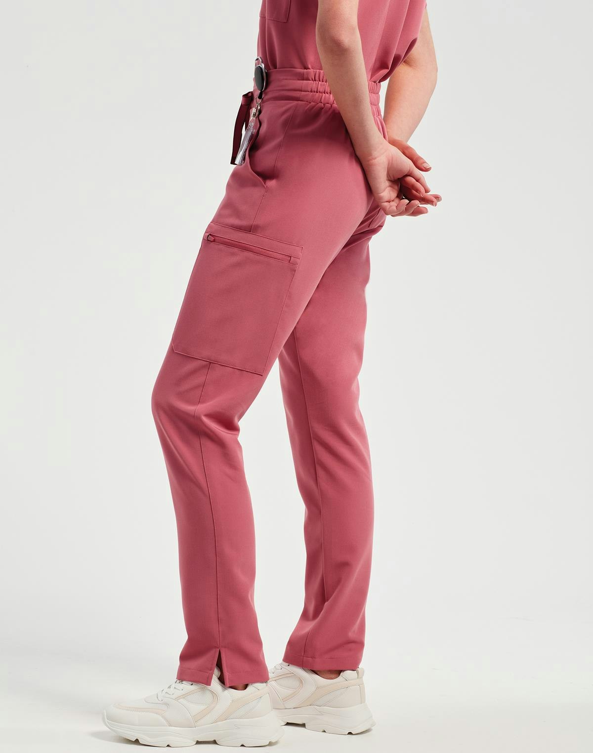 NN600 Women’s 'Relentless' Onna-stretch cargo pants