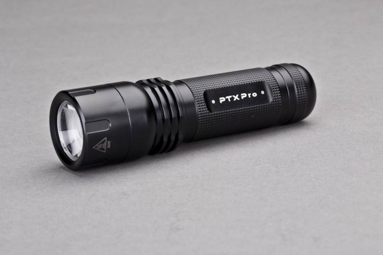 PTX PRO 3xAAA, 230 Lumen Polisficklampa