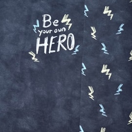 Panel, Be your own Hero, på svartgrå melange, jersey