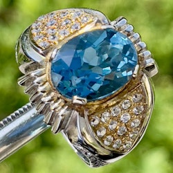 7,20 karat naturlig obehandlad blå Topaz, Handgjord Silverring  med certifikat