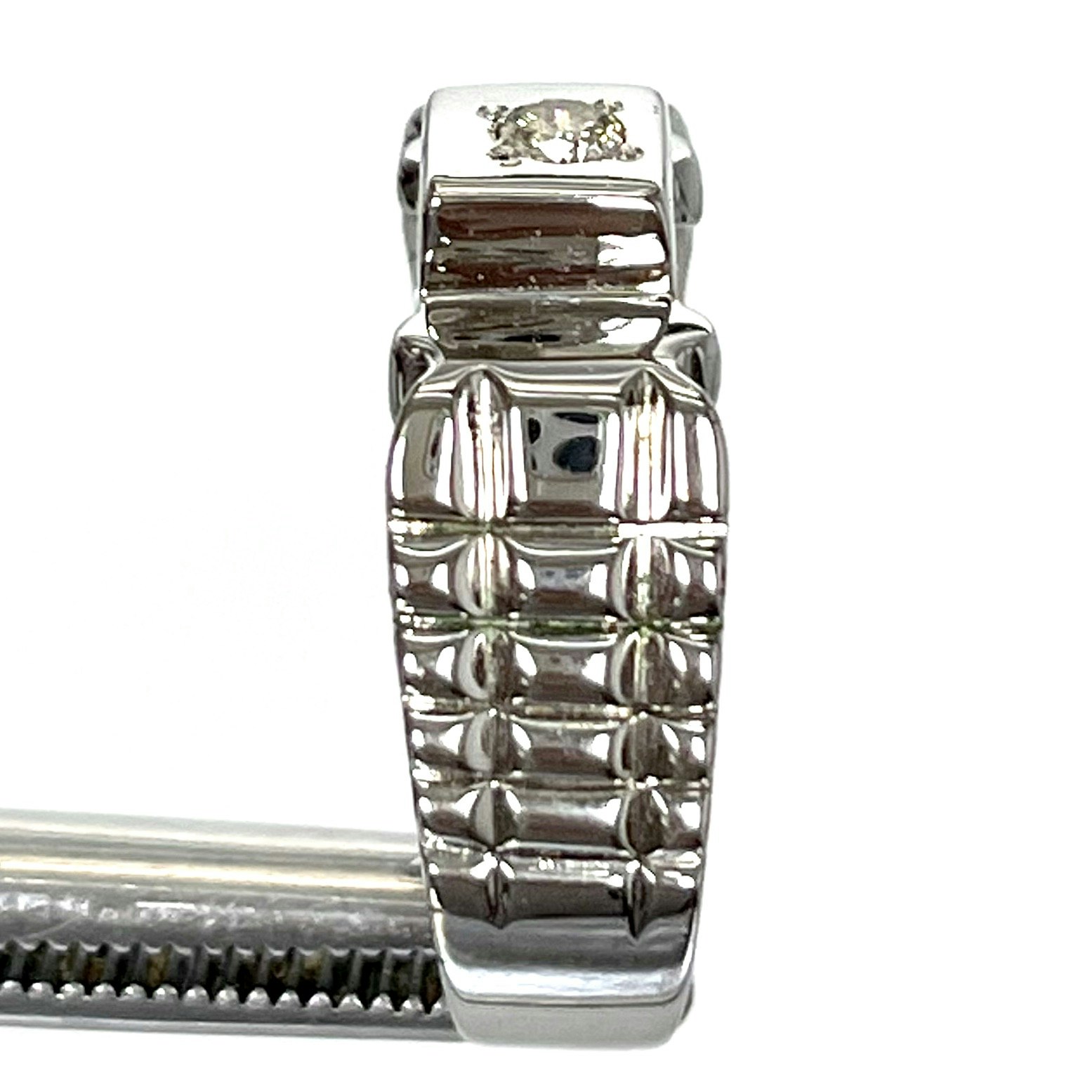0,13 Karat naturlig obehandlad Diamant, handgjord silverring med certifikat