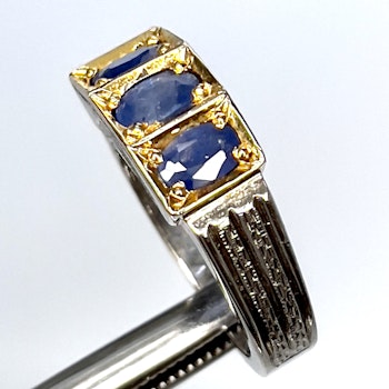 3,00 Karat naturlig blå Safir, handgjord silverring med certifikat