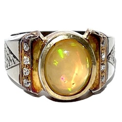 3,60 Karat, naturlig opal, silverring med certifikat