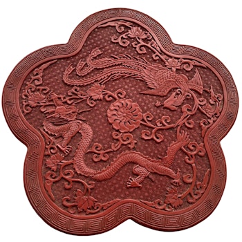 Kina Republik (1912–1949) hand skuren lackarbete ask med lock