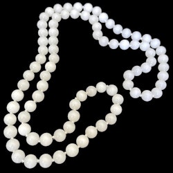 Vintage, halsband av naturlig vit Jade, 63 g