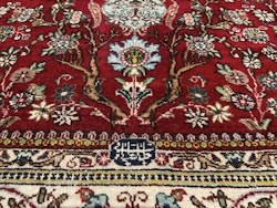 Handknuten Tabriz mattan, signerad ca 273 x 190 cm