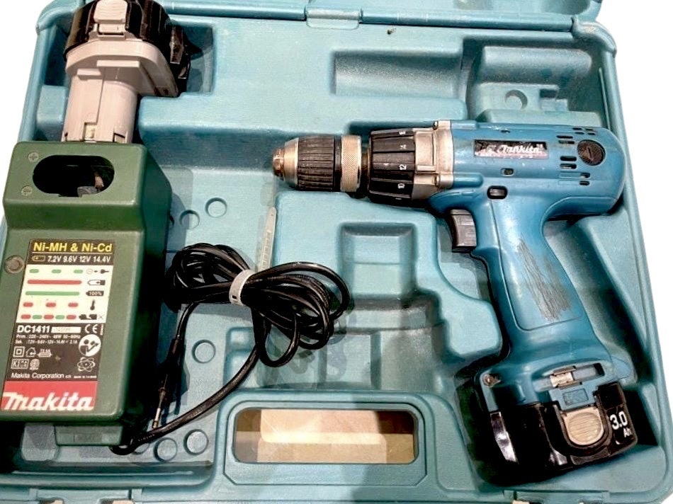 Makita 2024 6227d drill