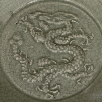 Kinesiska dragon celadon fat, Ming dynastin (1368-1644)