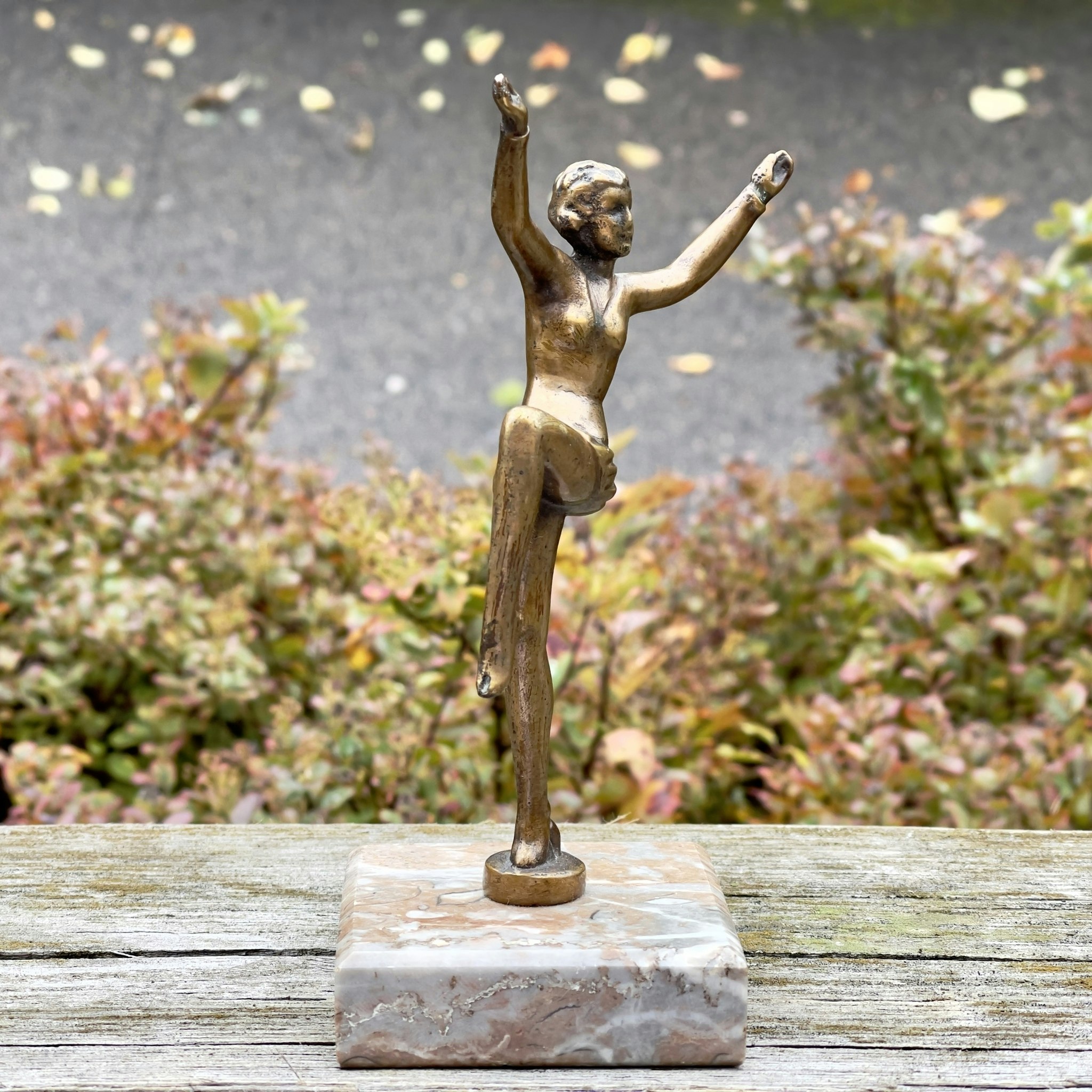 Dansande kvinna, skulptur, brons, Art Deco