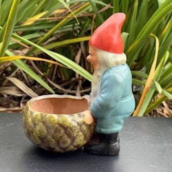 Äldre tomte terrakotta