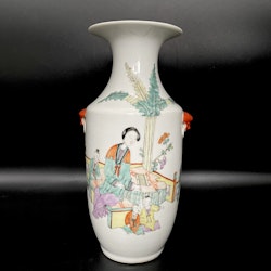 Kina, Qing-dynastiet (1644-1912) porcelænsvase