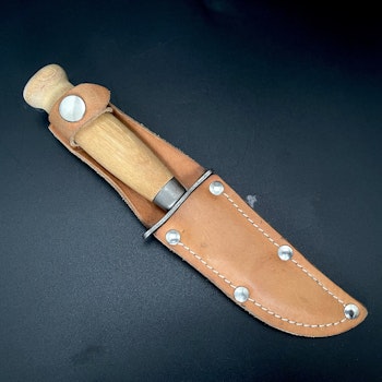 Mora knife with leather sheath