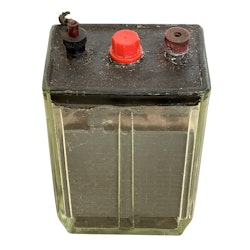 Batterie avec couvercle en verre, début du XXe siècle