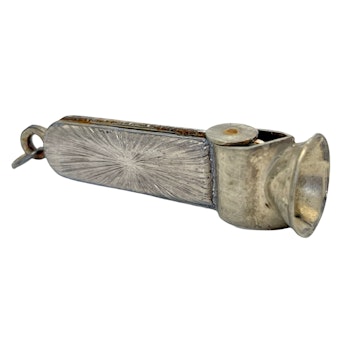 Antik Cigarrsnoppare silver 830 med metall hänge