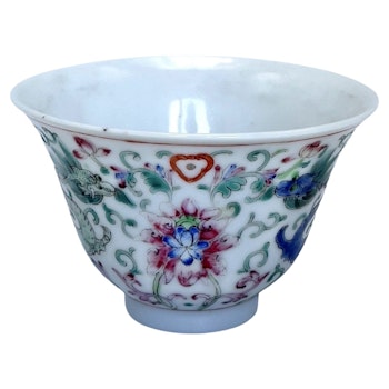 Qing dynastin märke och period (1644 -1912) kinesisk draker porslin skål