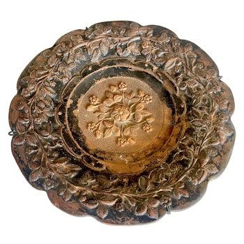 Antik relief dekor fat, lergods, blommor och blad, stämplad
