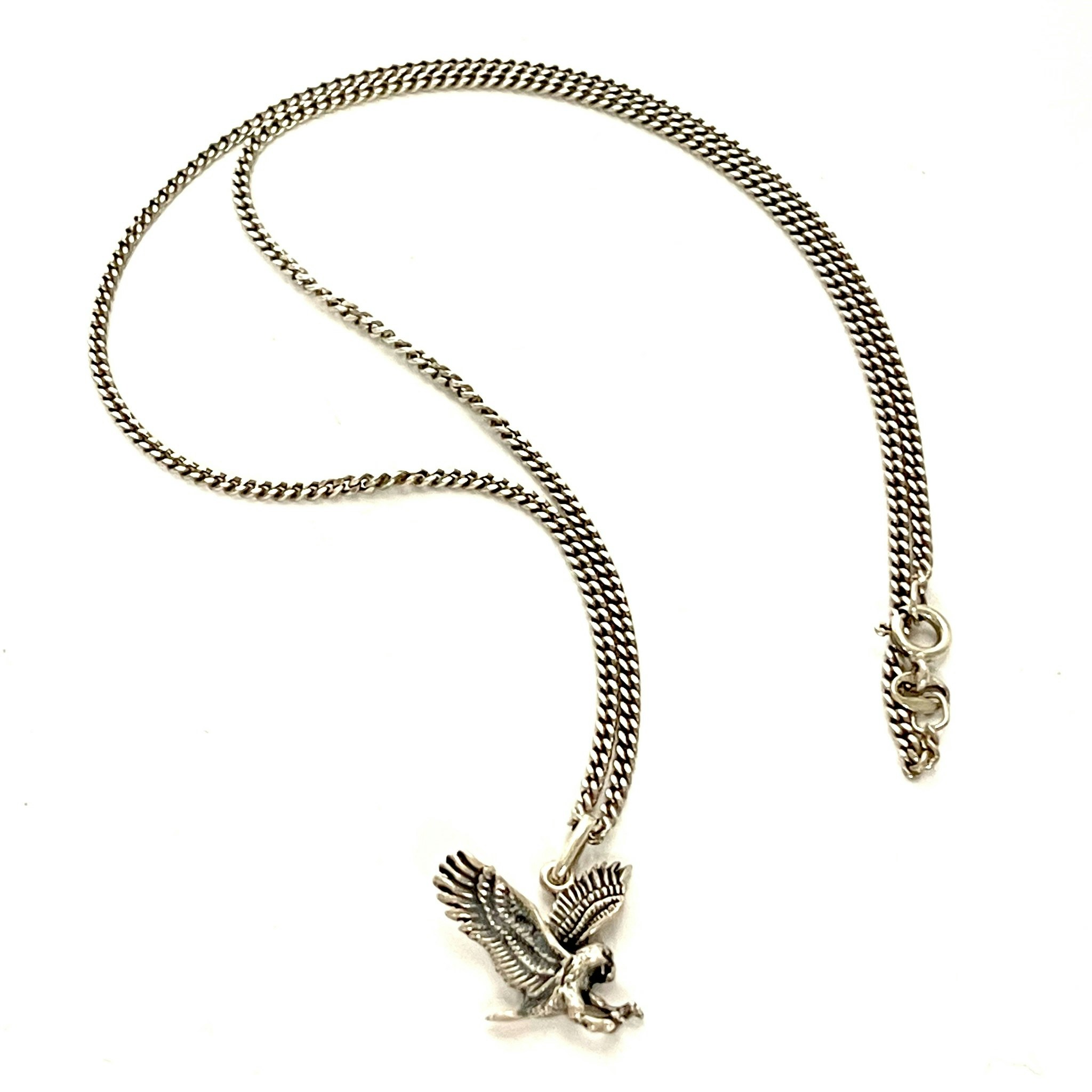 Eagle pendant with chain, silver