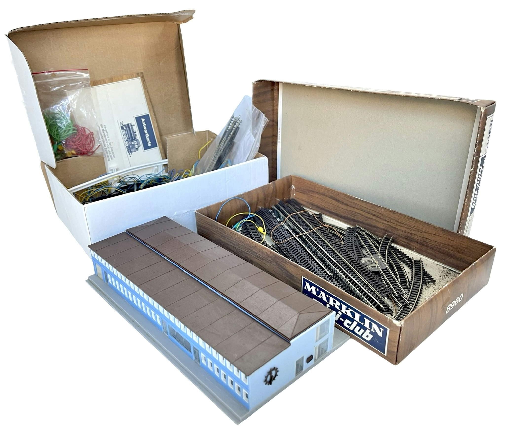 Märklin Mini-club, växlar & räls med Göppingen järnvägsstation, Z skala