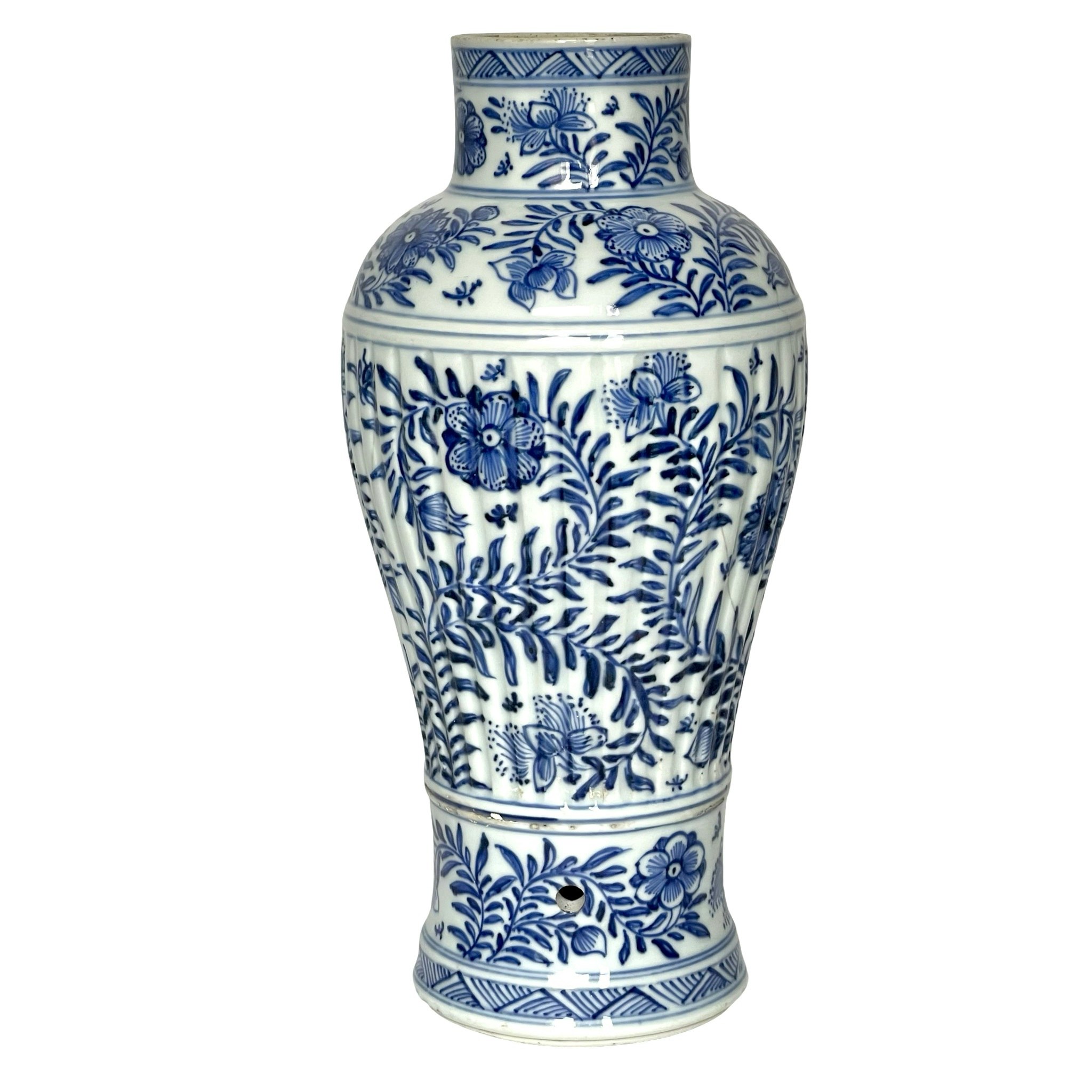 Kinesisk porslin vas, Kangxi period (1662-1722)