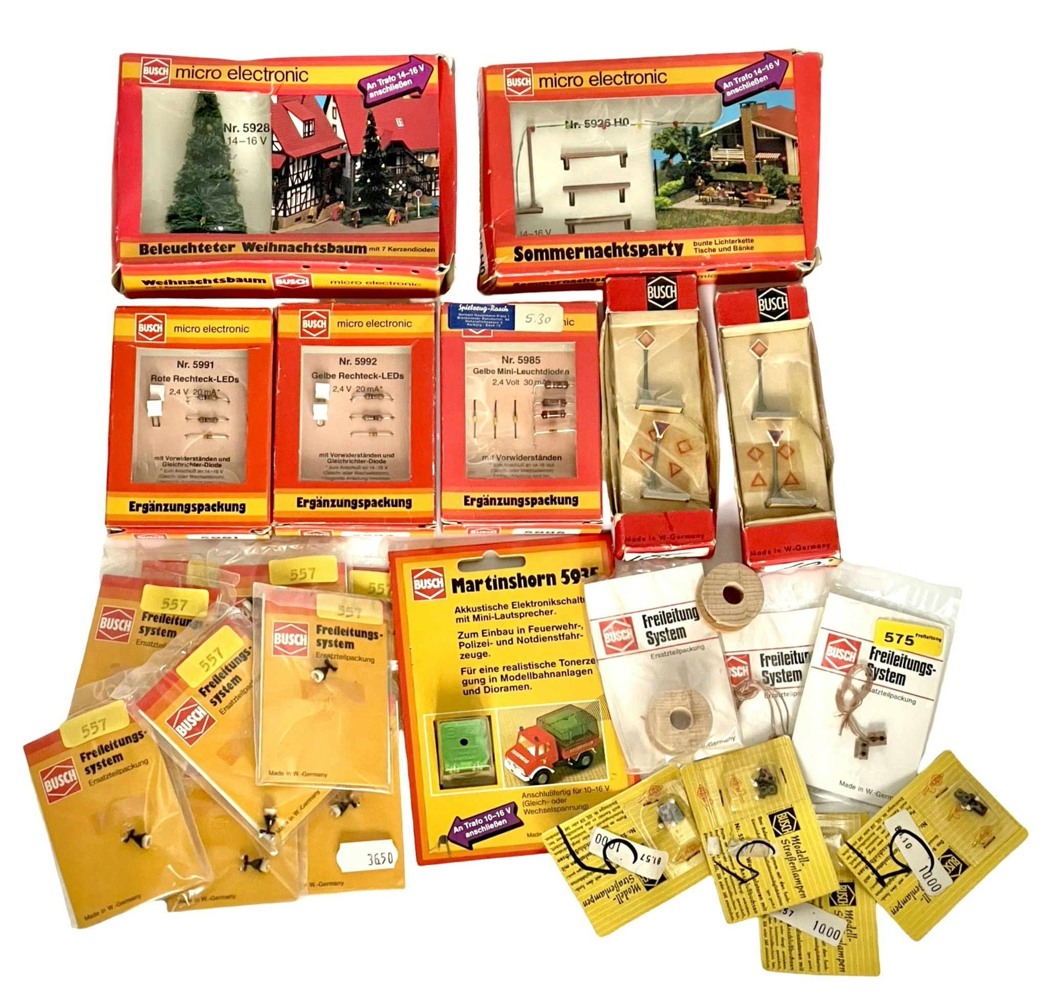 Busch H0 5928 Sapin de Noël etc. Kit de construction pour trains miniatures