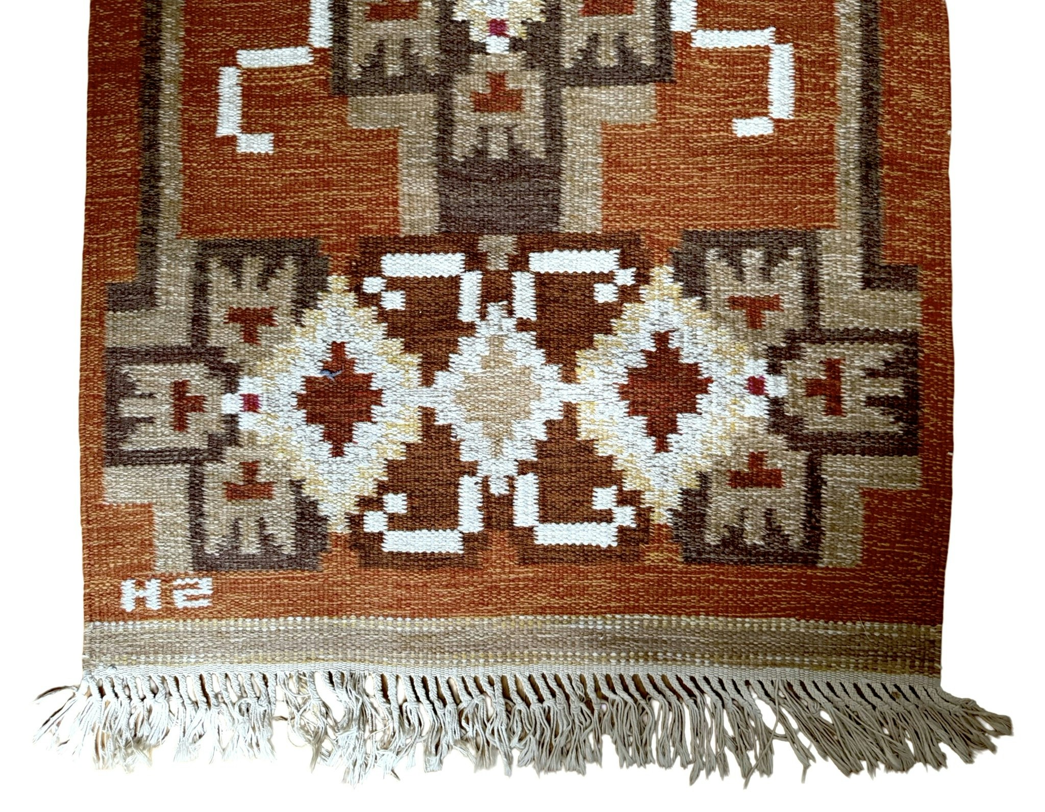 Matta, Rölakan, Design Svaneholm, dekor av geometriskt mönster, signerad SH