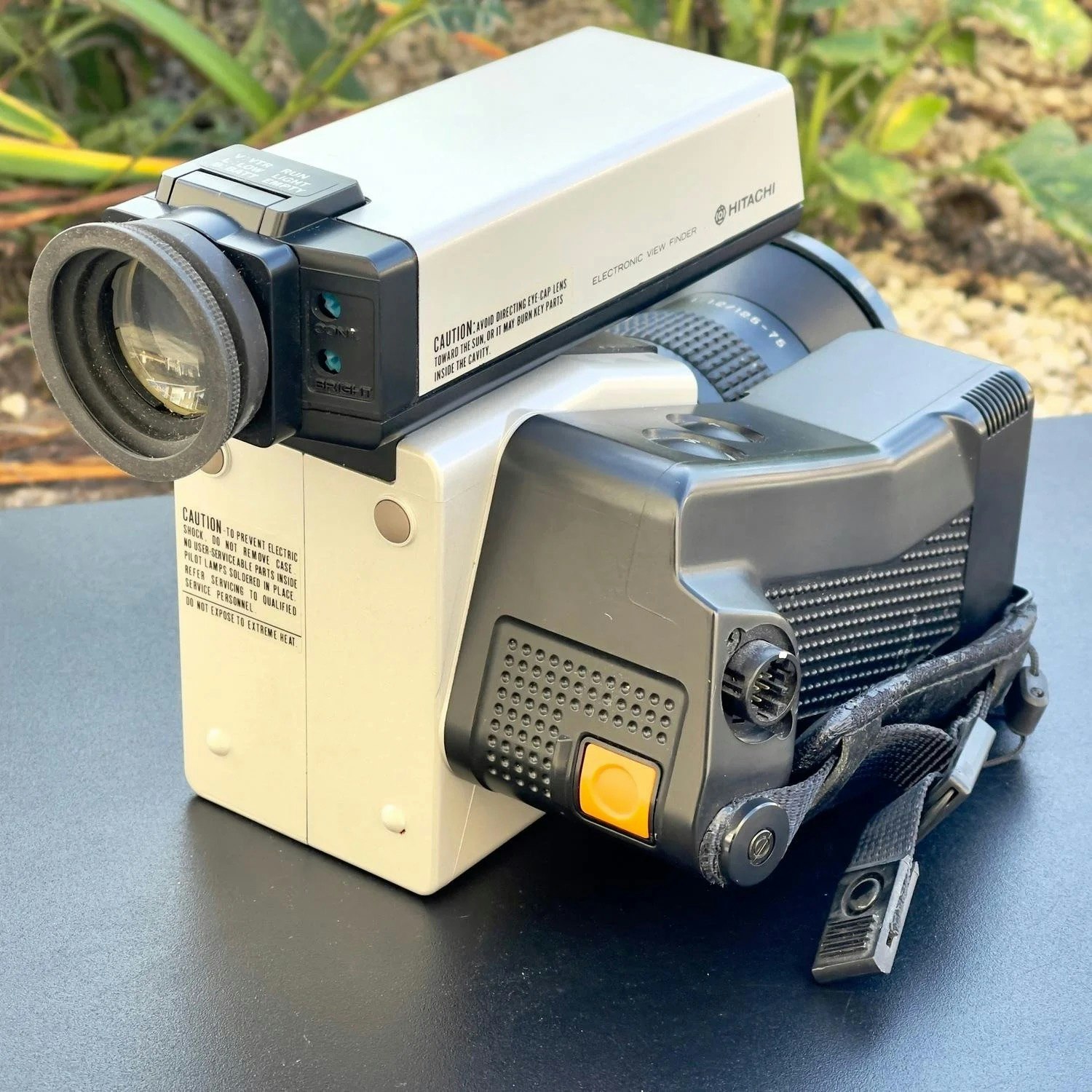 Vintage, Hitachi MOS VK-C1500E, Color Videokamera Retro Vintage