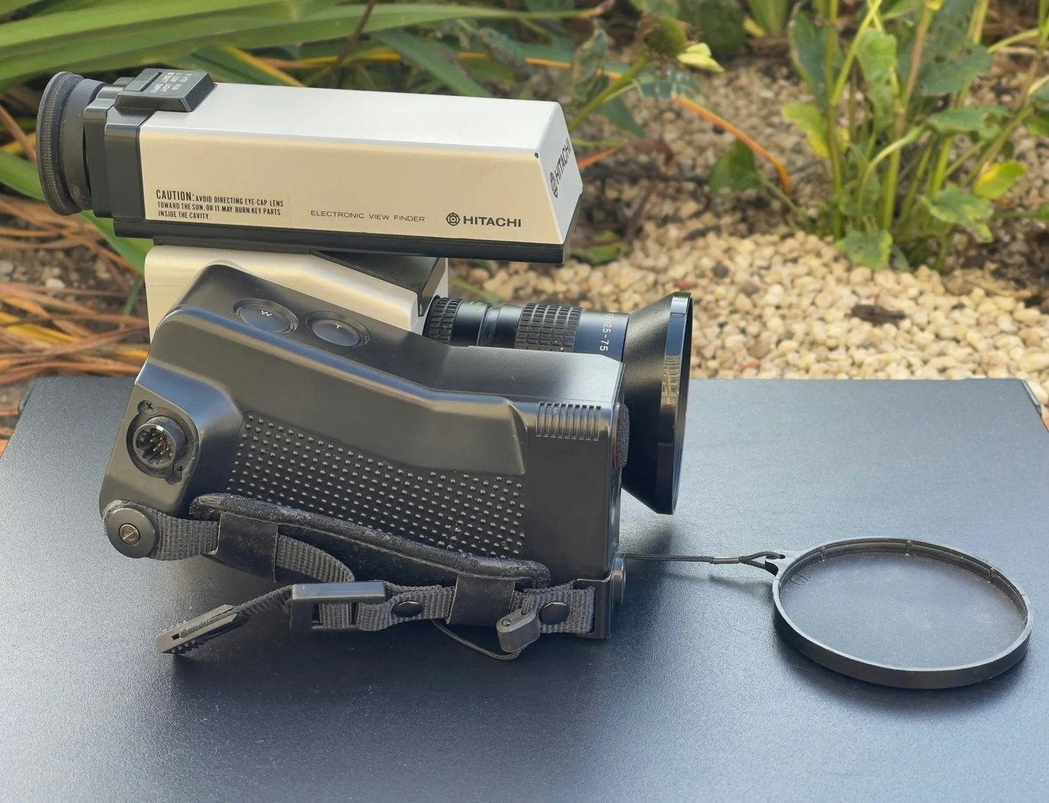 Vintage, Hitachi MOS VK-C1500E, Color Videokamera Retro Vintage