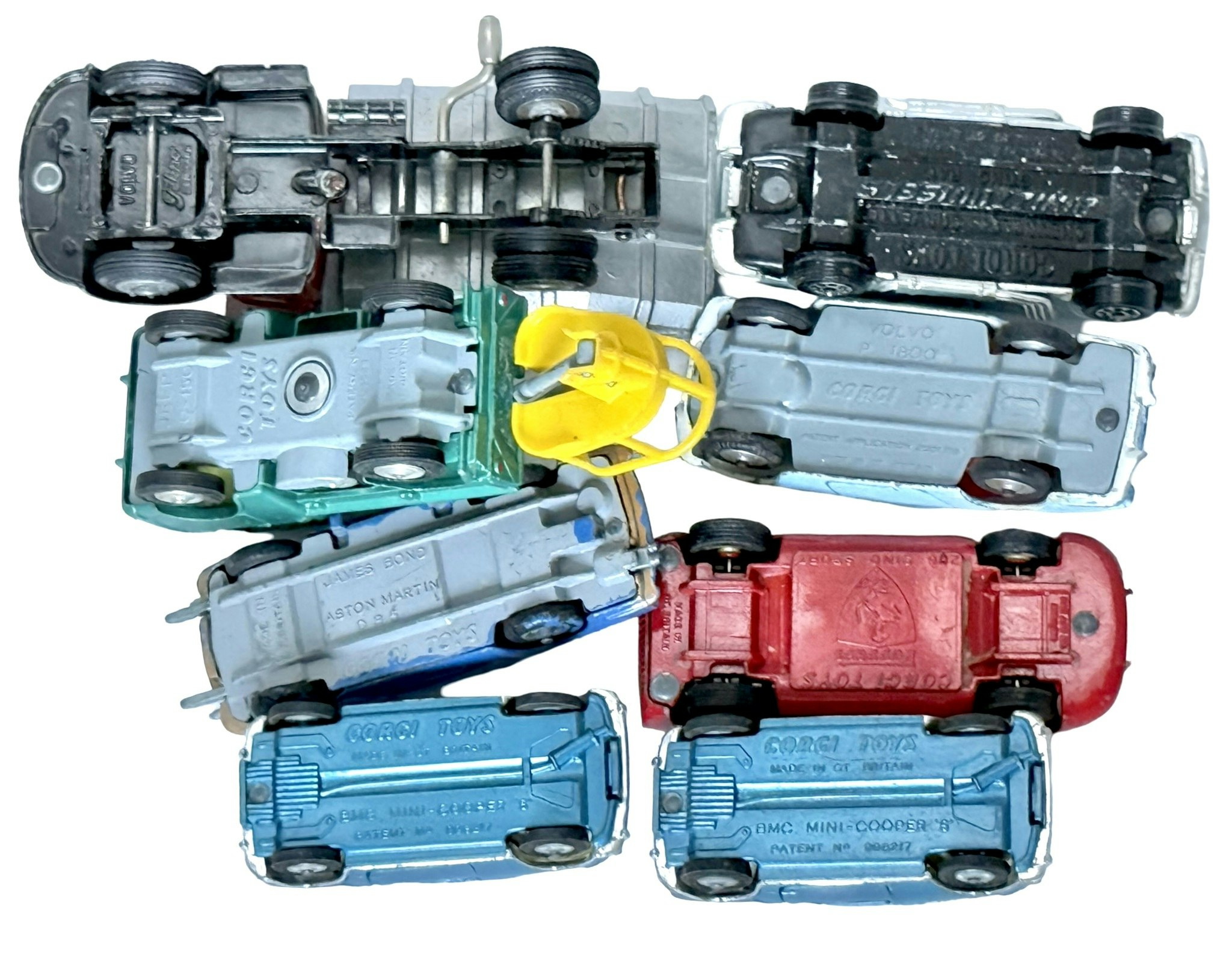 8 st, Corgi Toys leksaksbilar