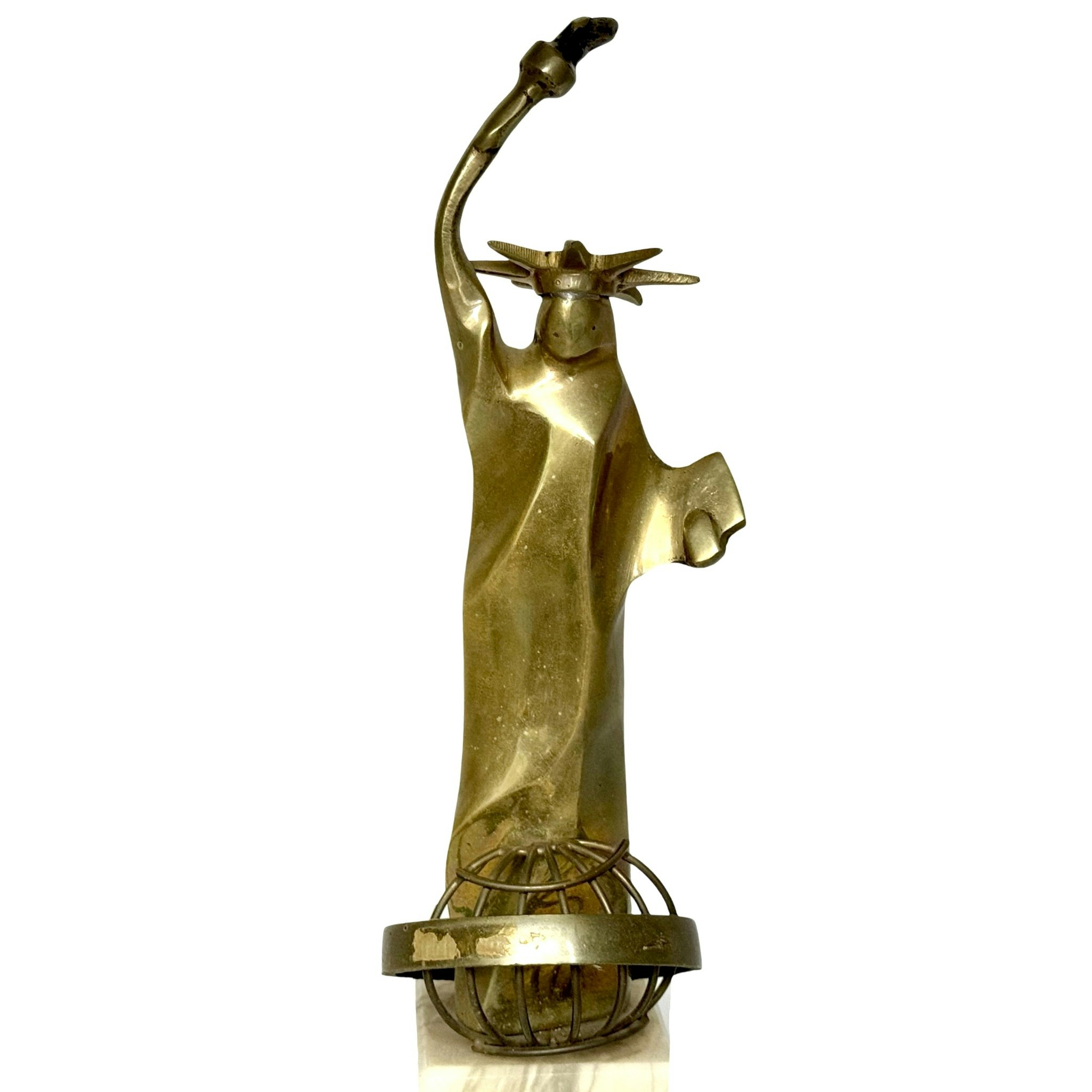 Frihetsgudinnan skulptur med marmorsockel, X Golden America Award For Quality