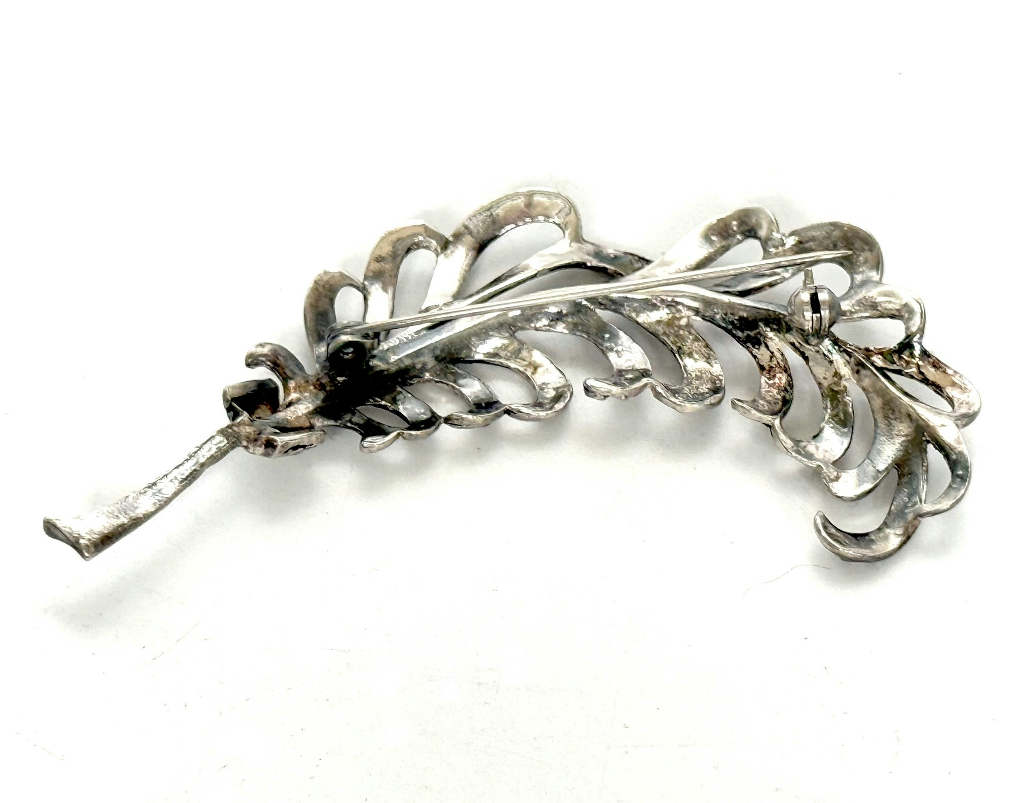 Vintage Brosch silver med slipade markasiter