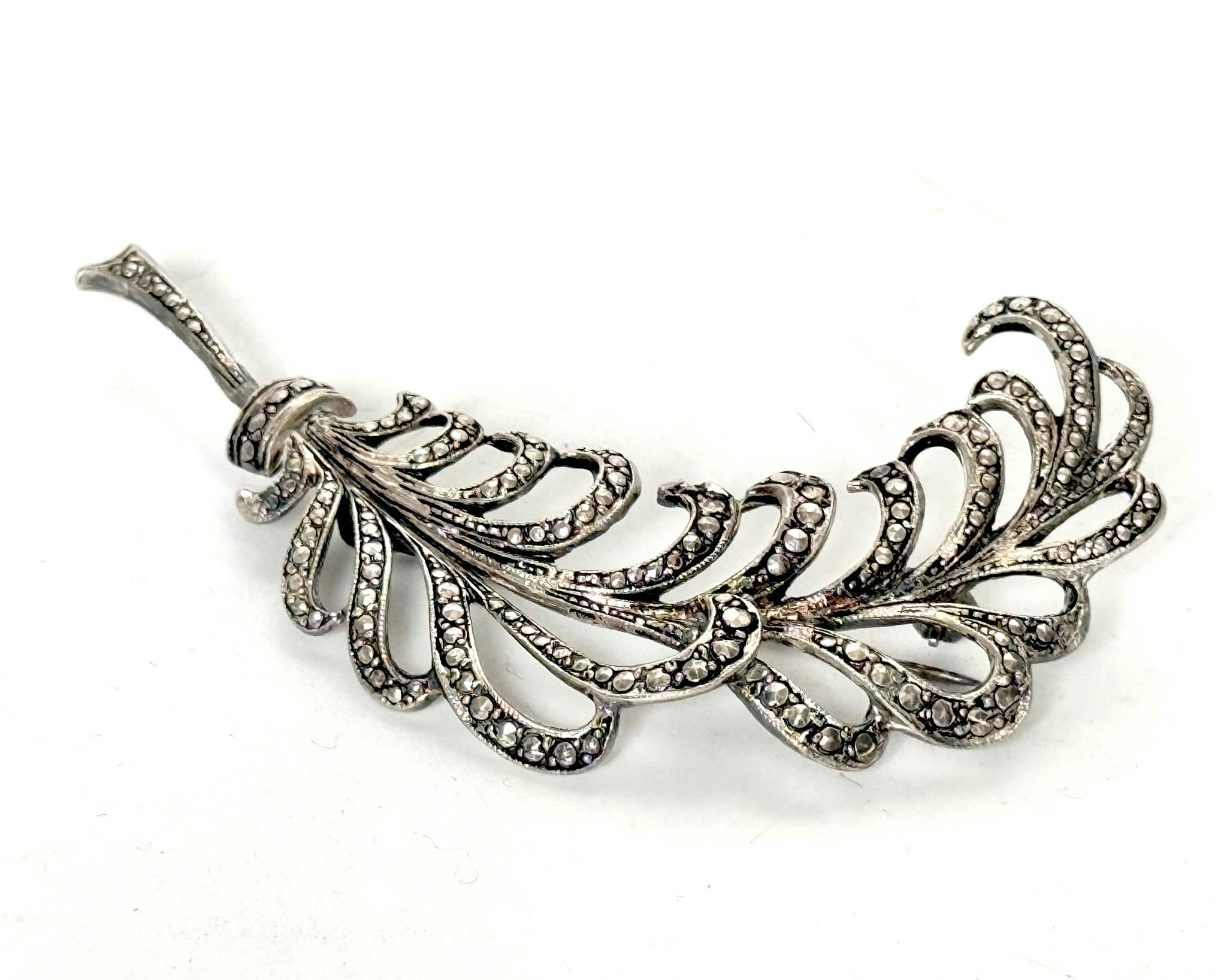 Vintage Brosch silver med slipade markasiter