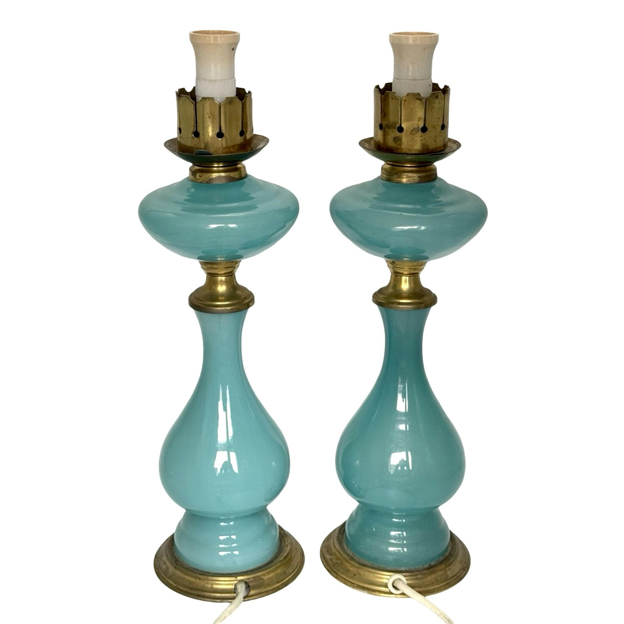 Antika bordslampor av blå opalin glas, Napoleon III stil