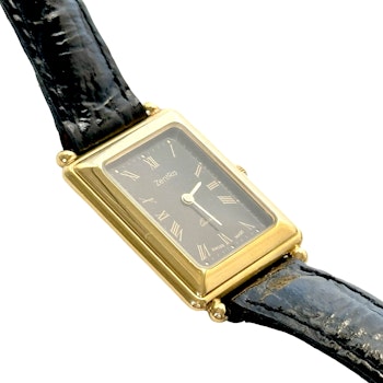 ZentRa quartz wristwatch