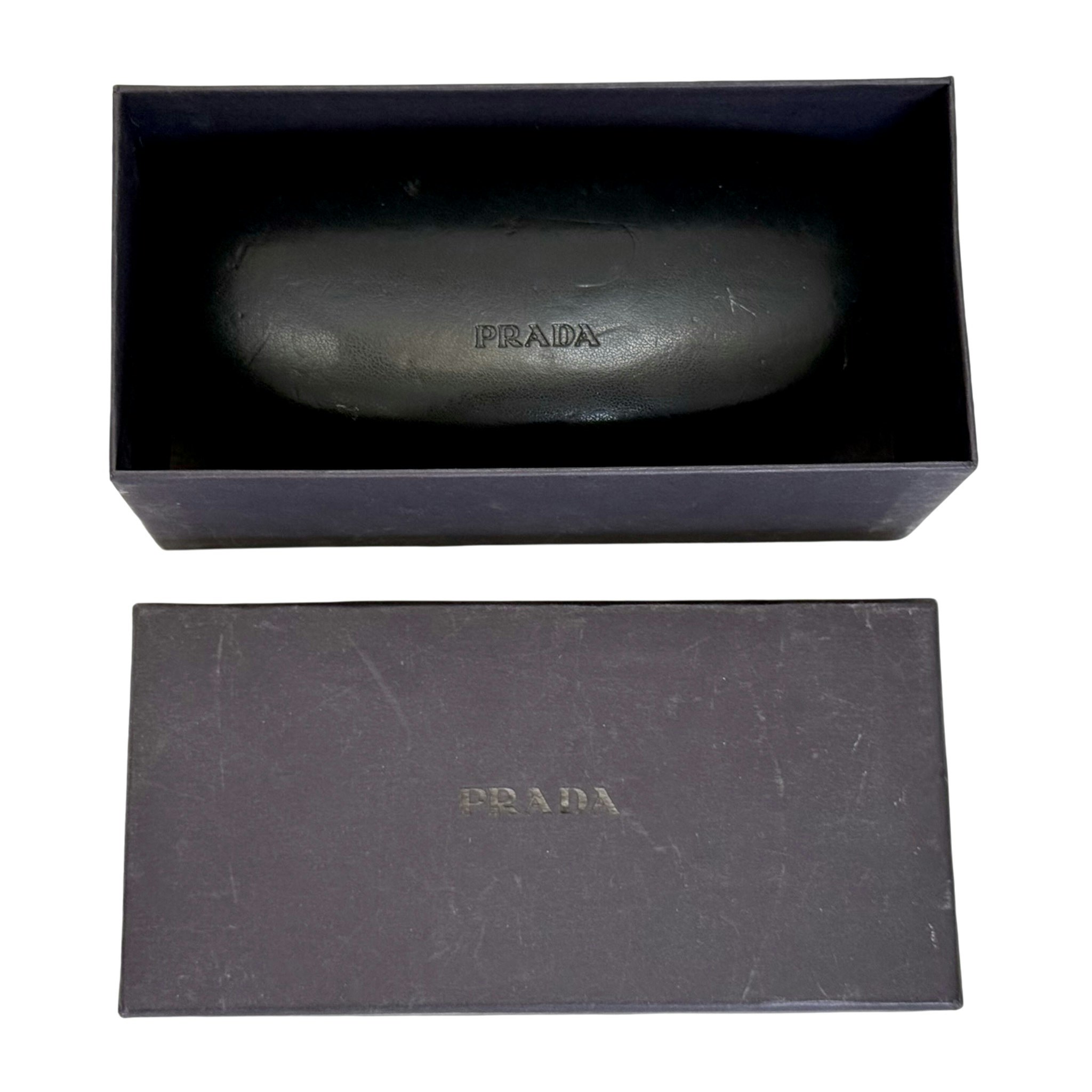 Prada SPR 60F Solglasögon, Italien