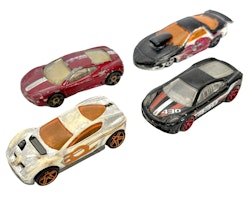 4 st, Hot Wheels- leksaksbilar samlarbilar