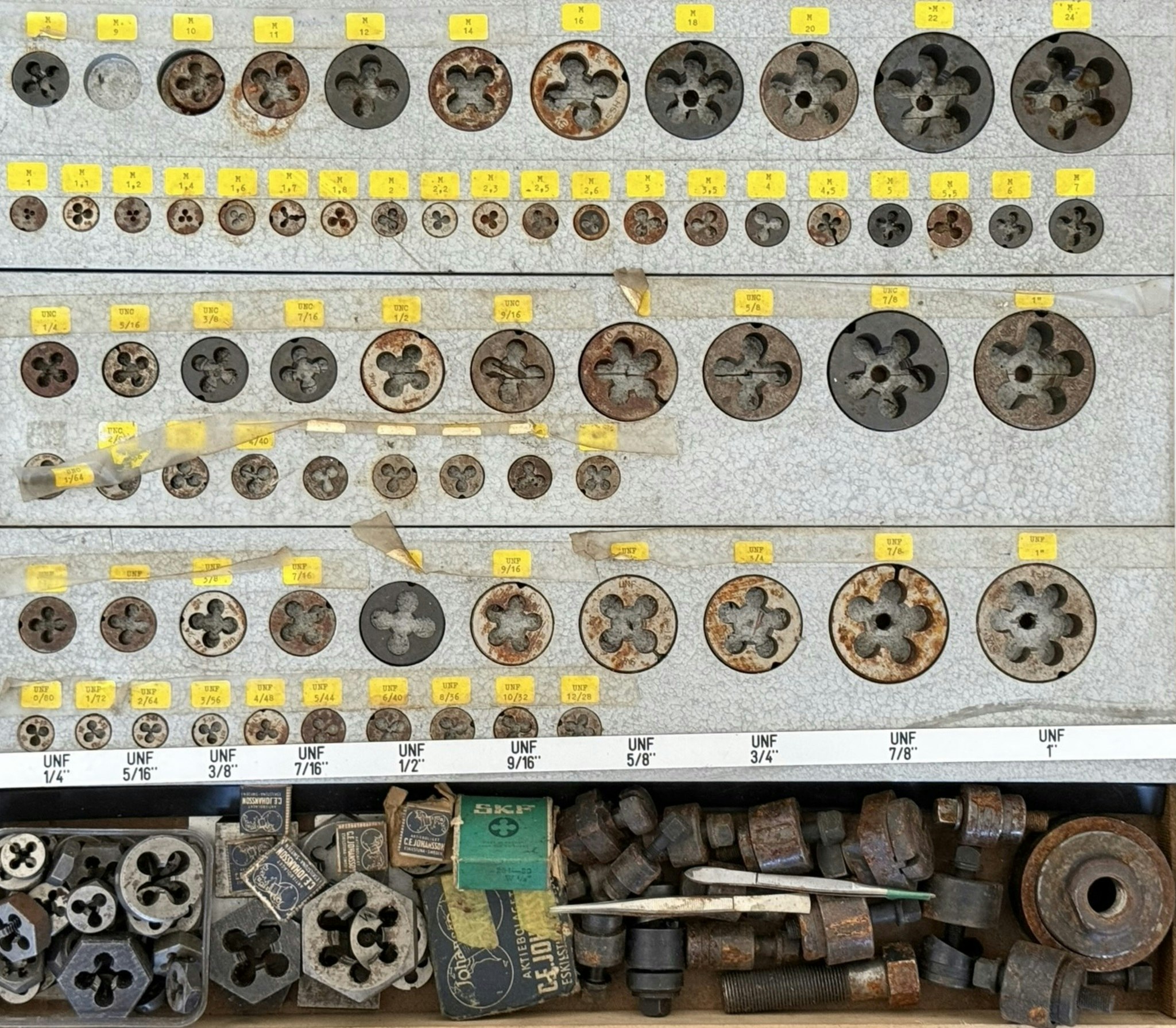 Ca 300 st, Gängsnitt HSS, CEJ, SVA, SKF m.m.