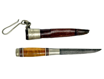Iisakki Järvenpää, (Kauhava 1859 - 1929) Miniatyr kniv, Signerad, Finland